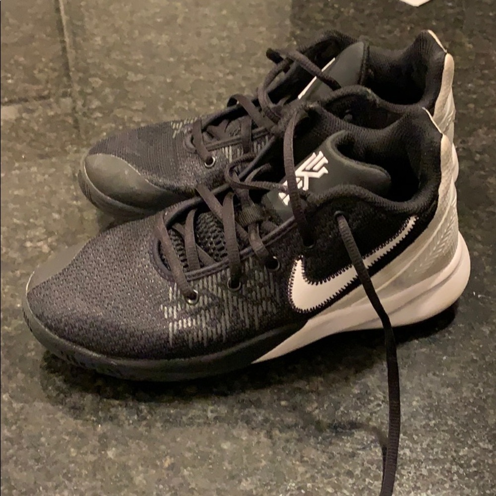 Nike Kyrie Basketball Shoes